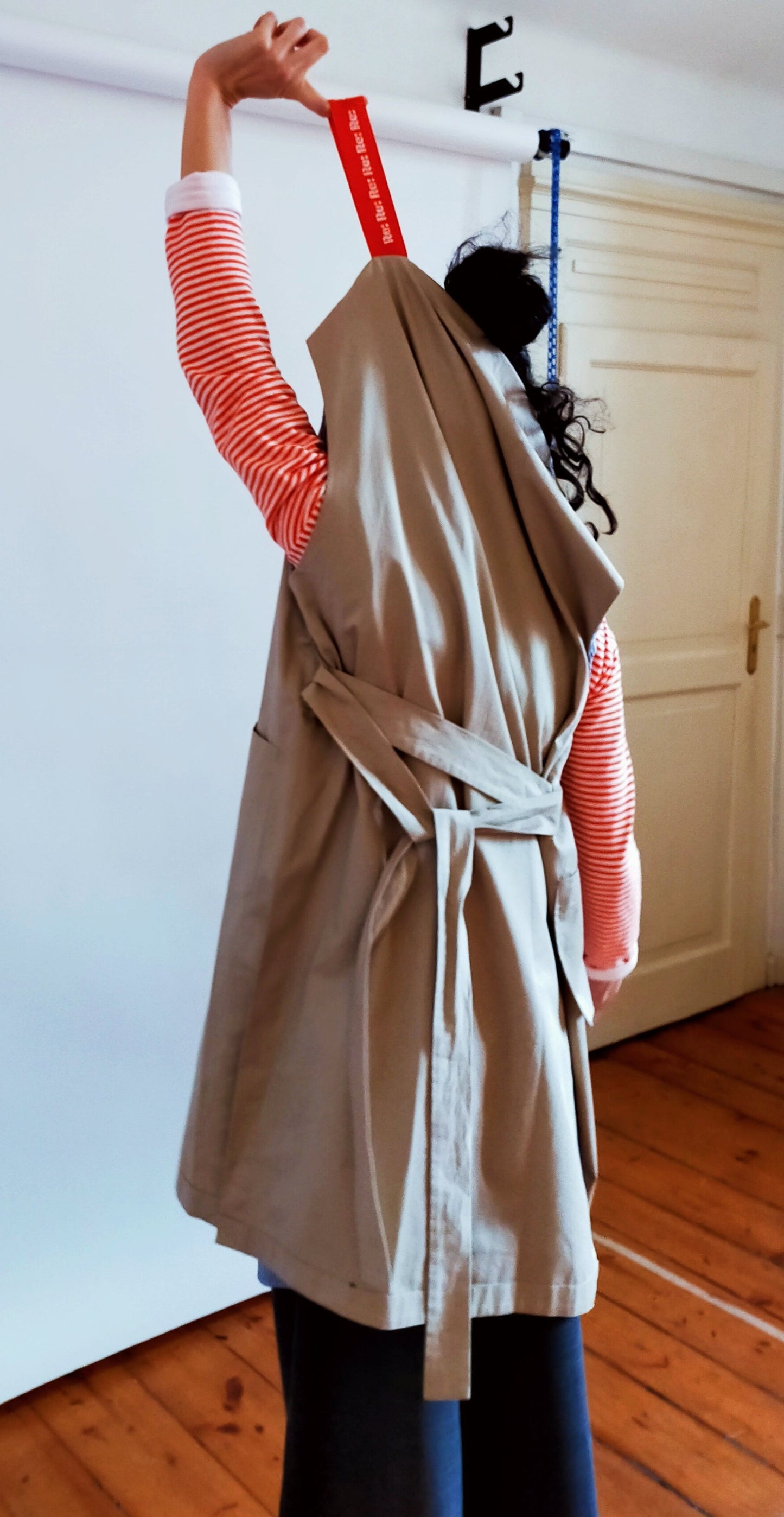 Trench lungo smanicato con cintura Double face