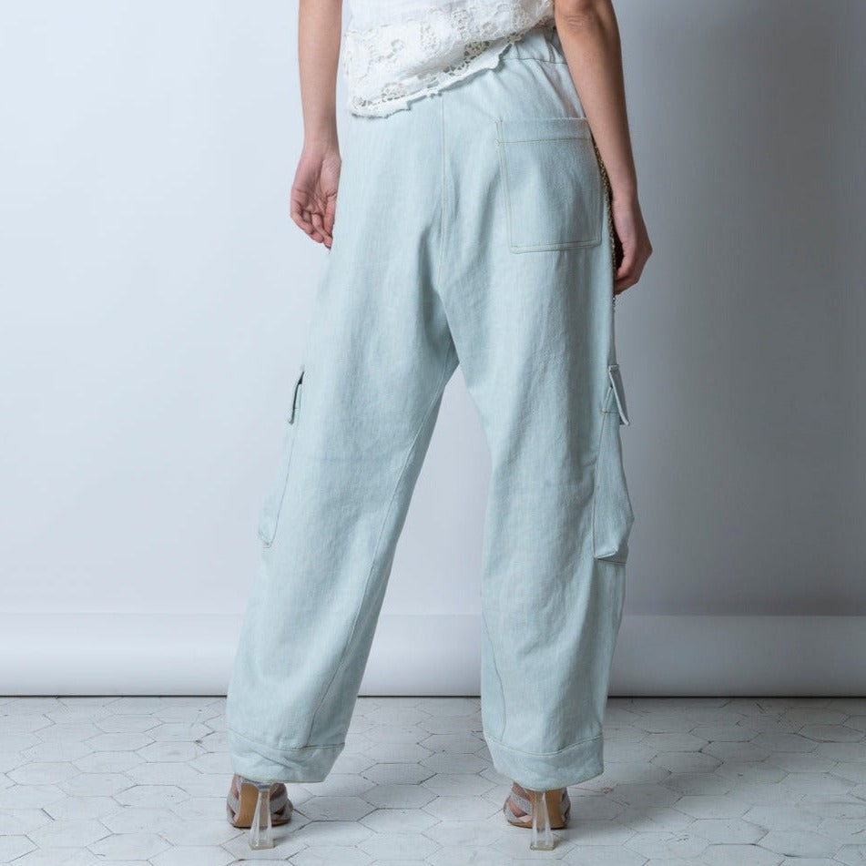 Pantalone cargo in denim chiaro RE:CLUTA