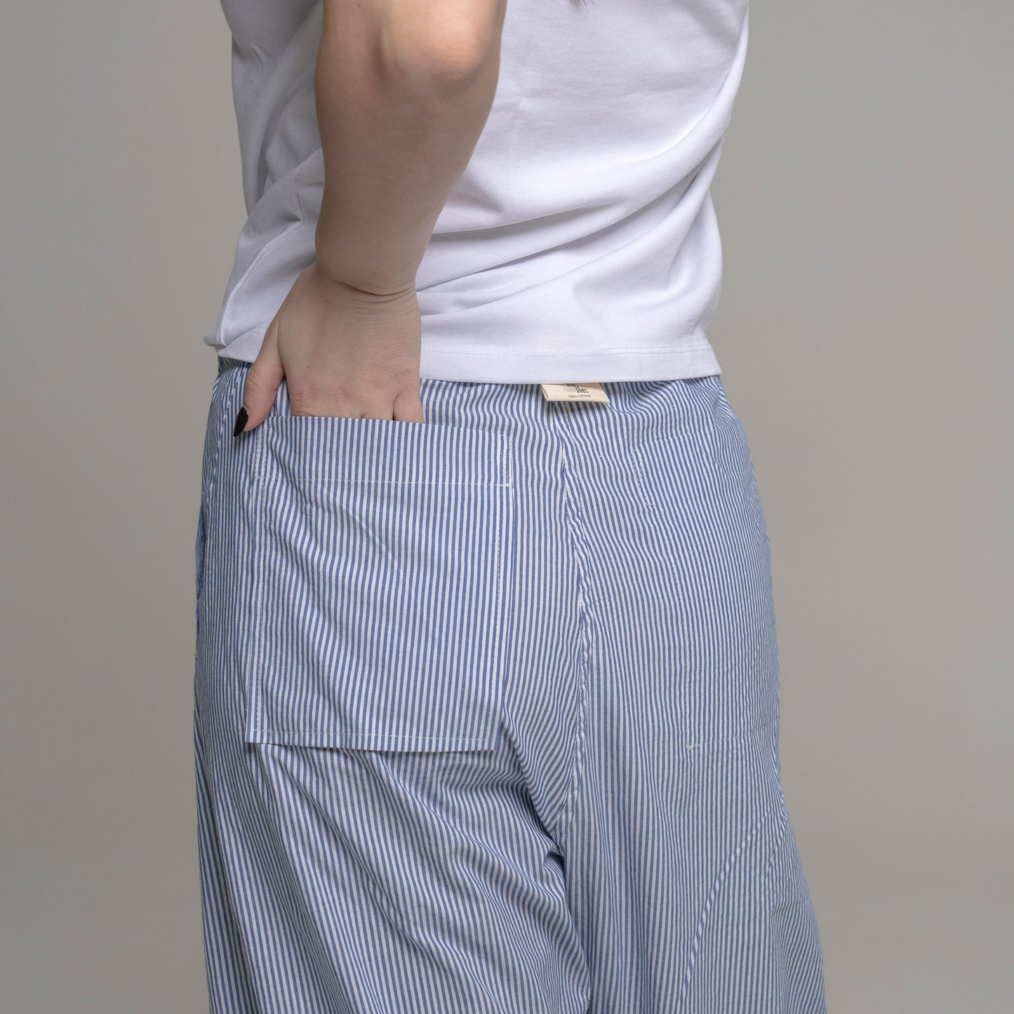 Pantalone Balloon Mod. Re-versibile tessuto camicieria a righe