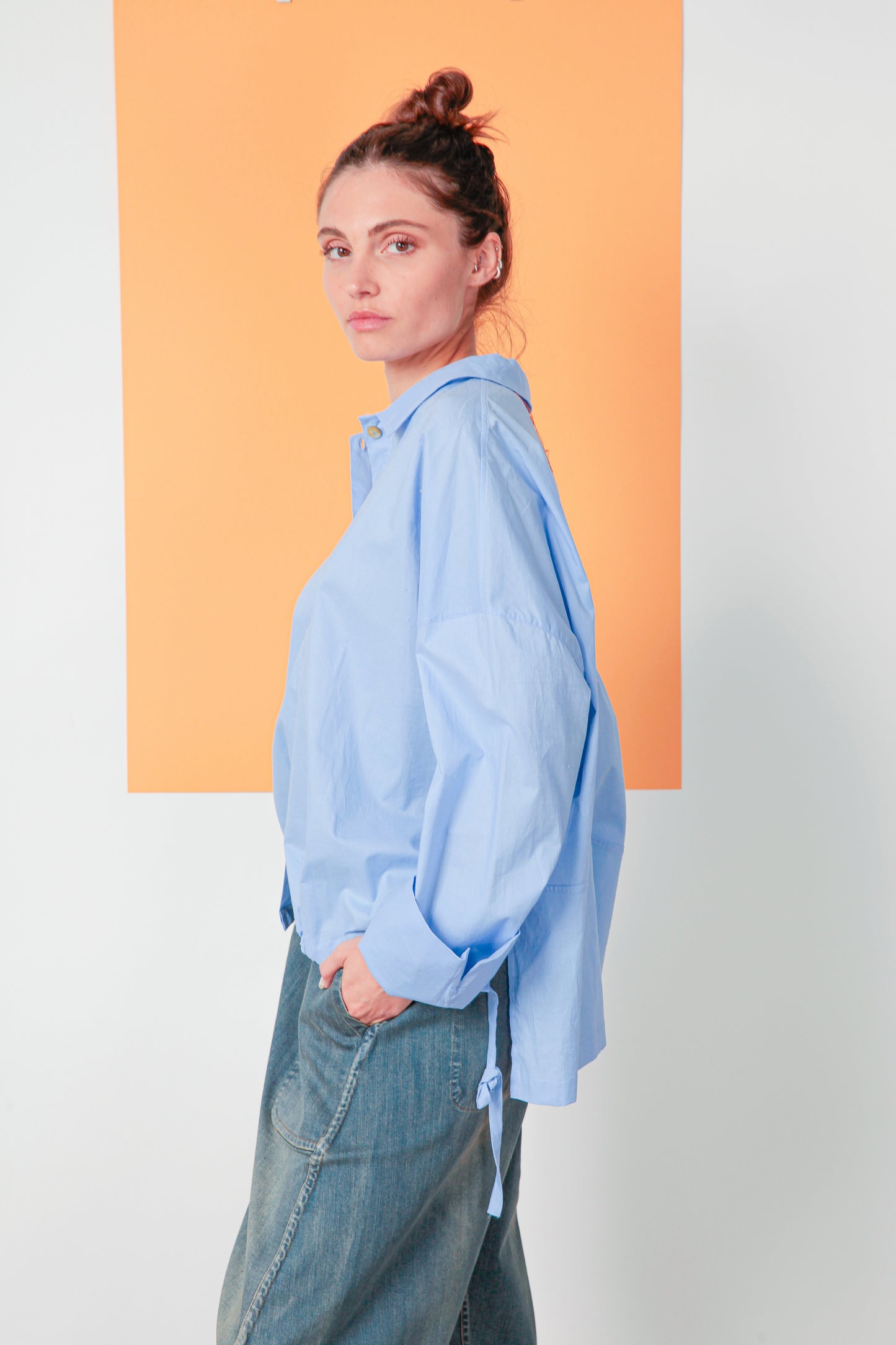 Camicia mod. Re:becca Over  bianca con bottoni e coulisse