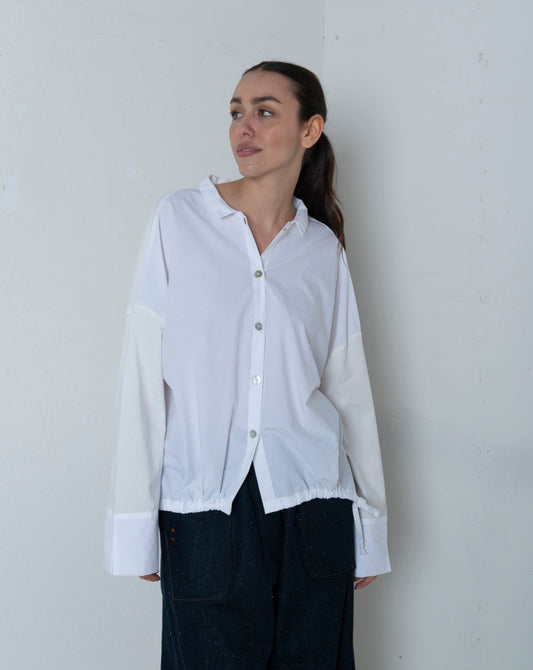 Camicia mod. Re:becca Over  bianca con bottoni e coulisse